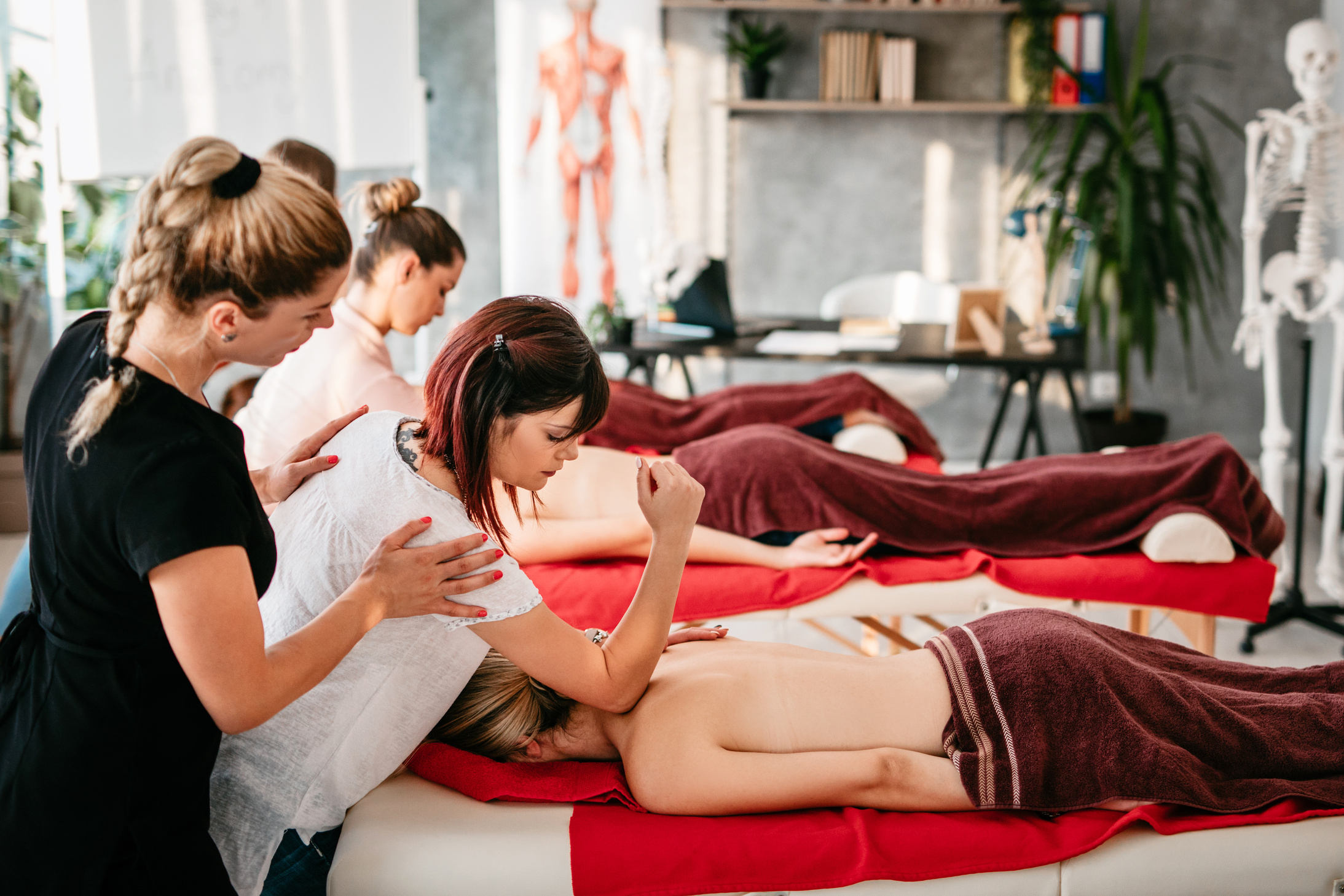Practicing massage in massage school